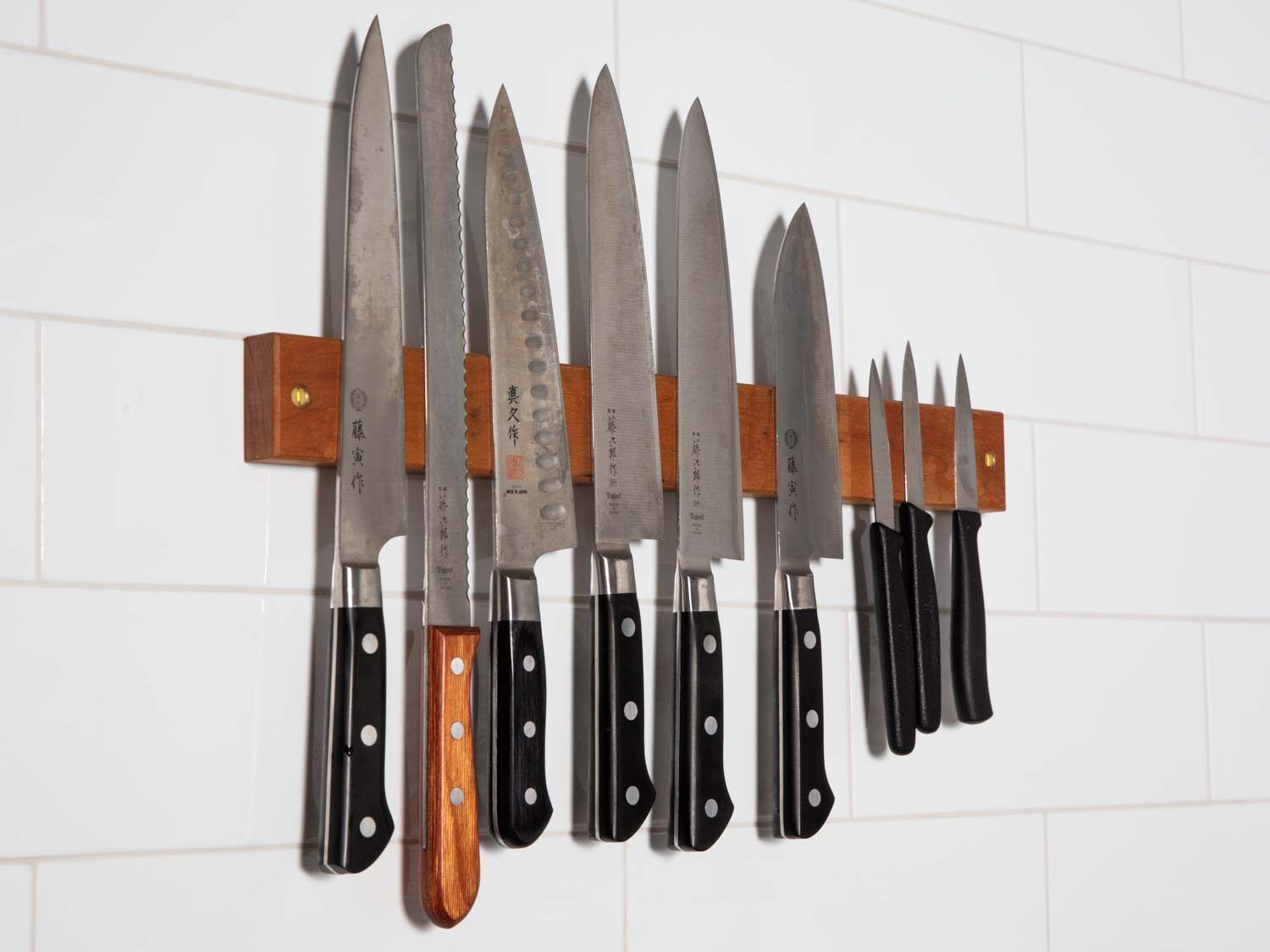 The Best Way to Store Your Knives