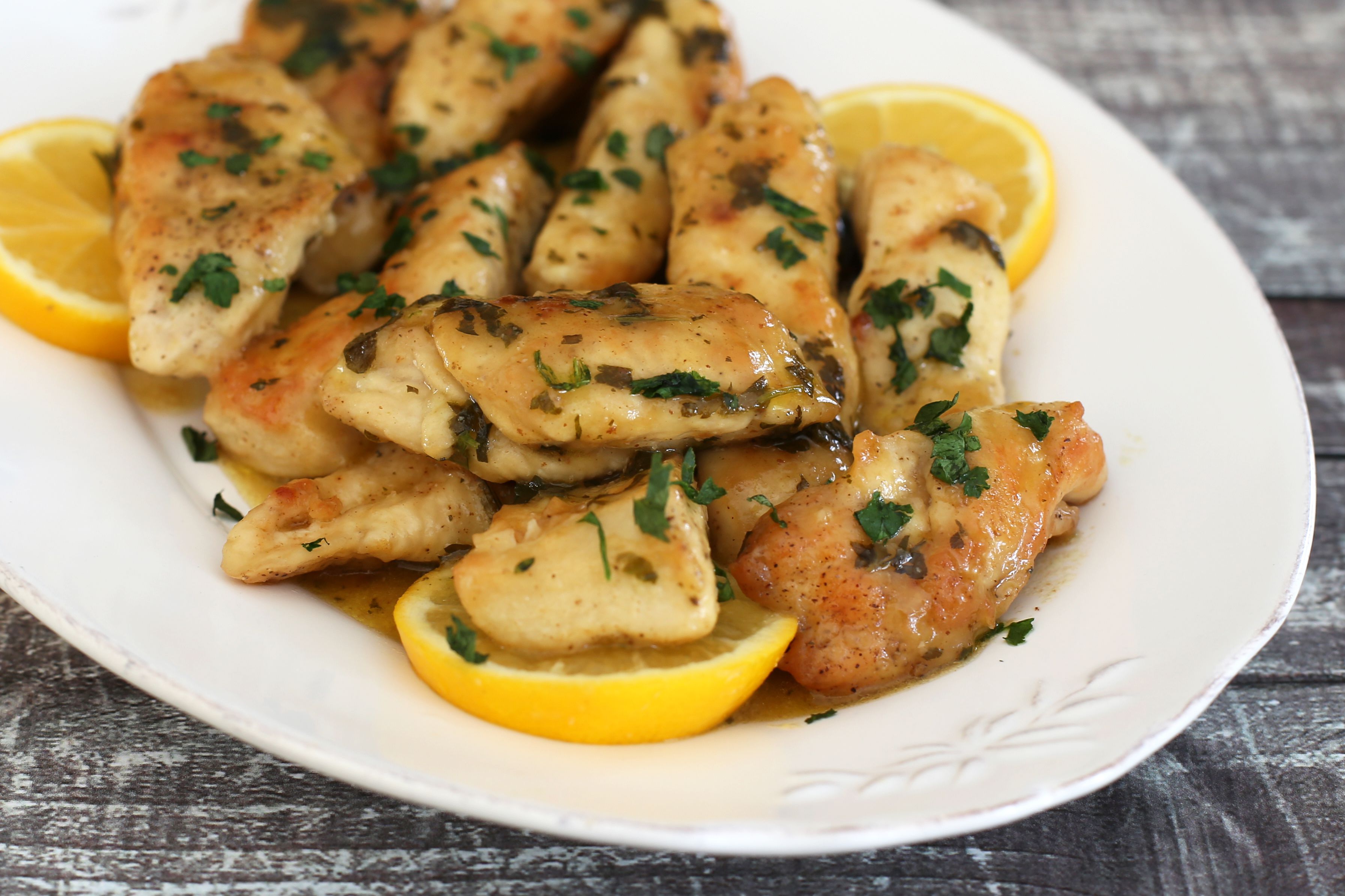 Chicken Piccata With Lemon and Parsley