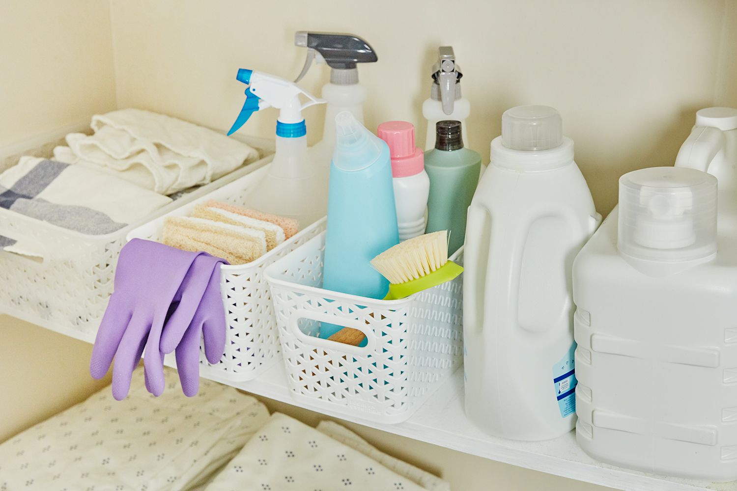8 Bad Cleaning Habits It's Time to Say Goodbye To