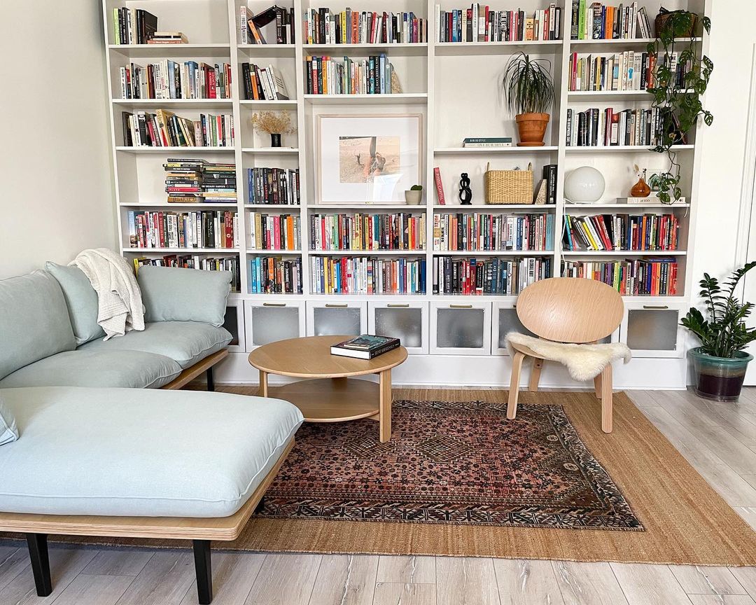 What to Ask Before Buying Vintage Furniture and Decor on Instagram