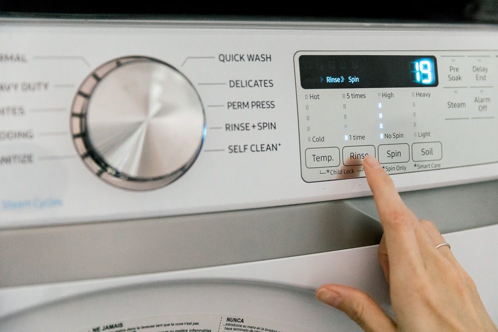This Is the Best Temperature for Your Laundry
