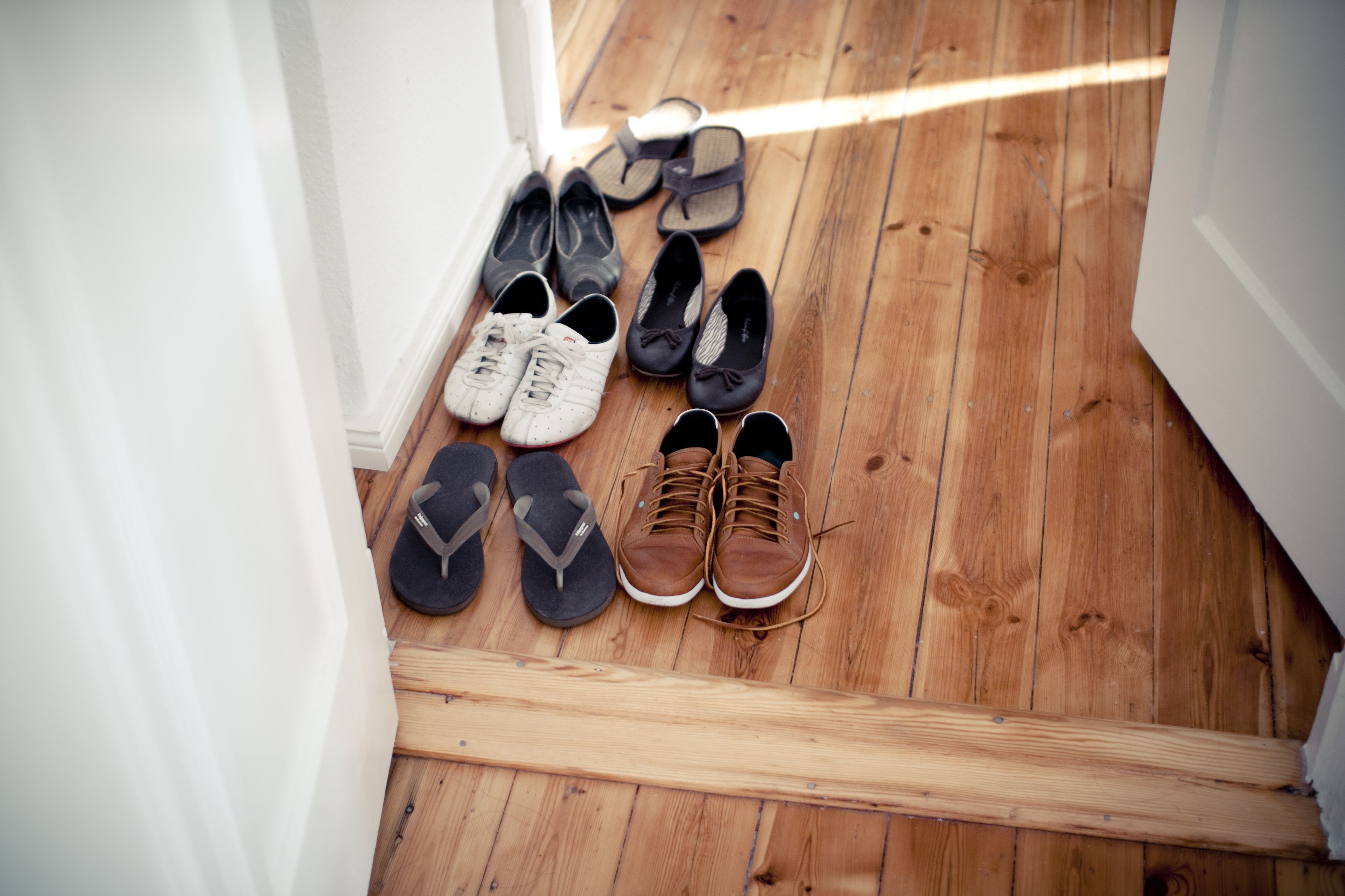 Should You Take Your Shoes Off Inside Someones Home?