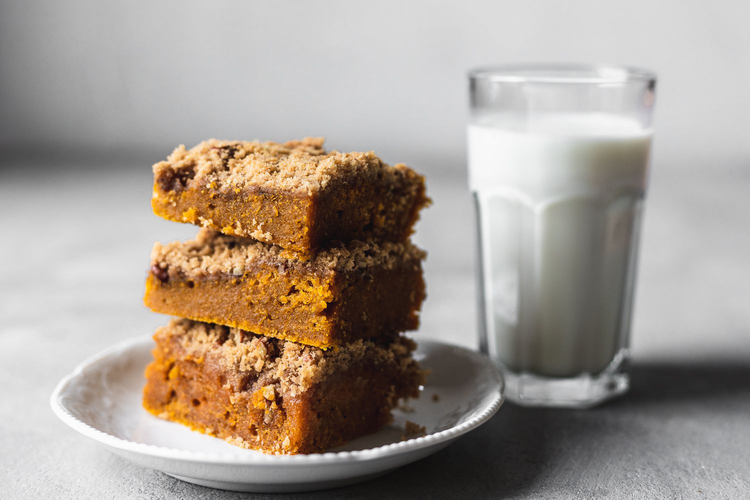 Pumpkin Bars with a Streusel Topping