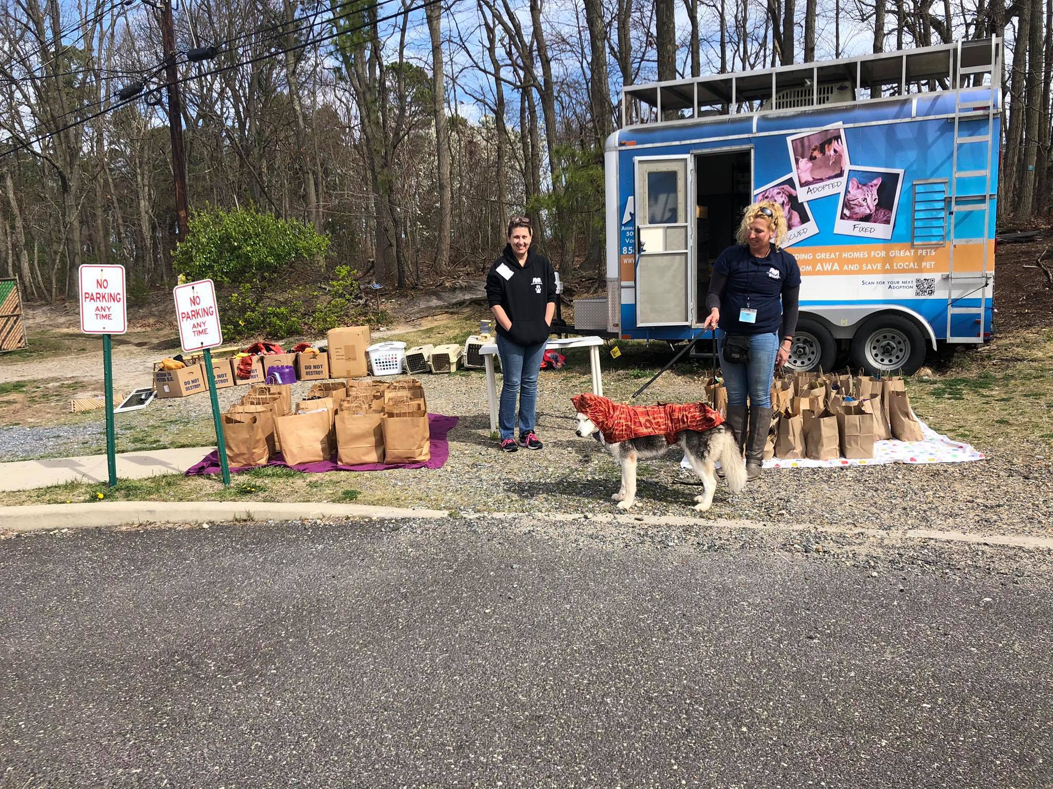Pet Pantries Meet Rising Need During Pandemic