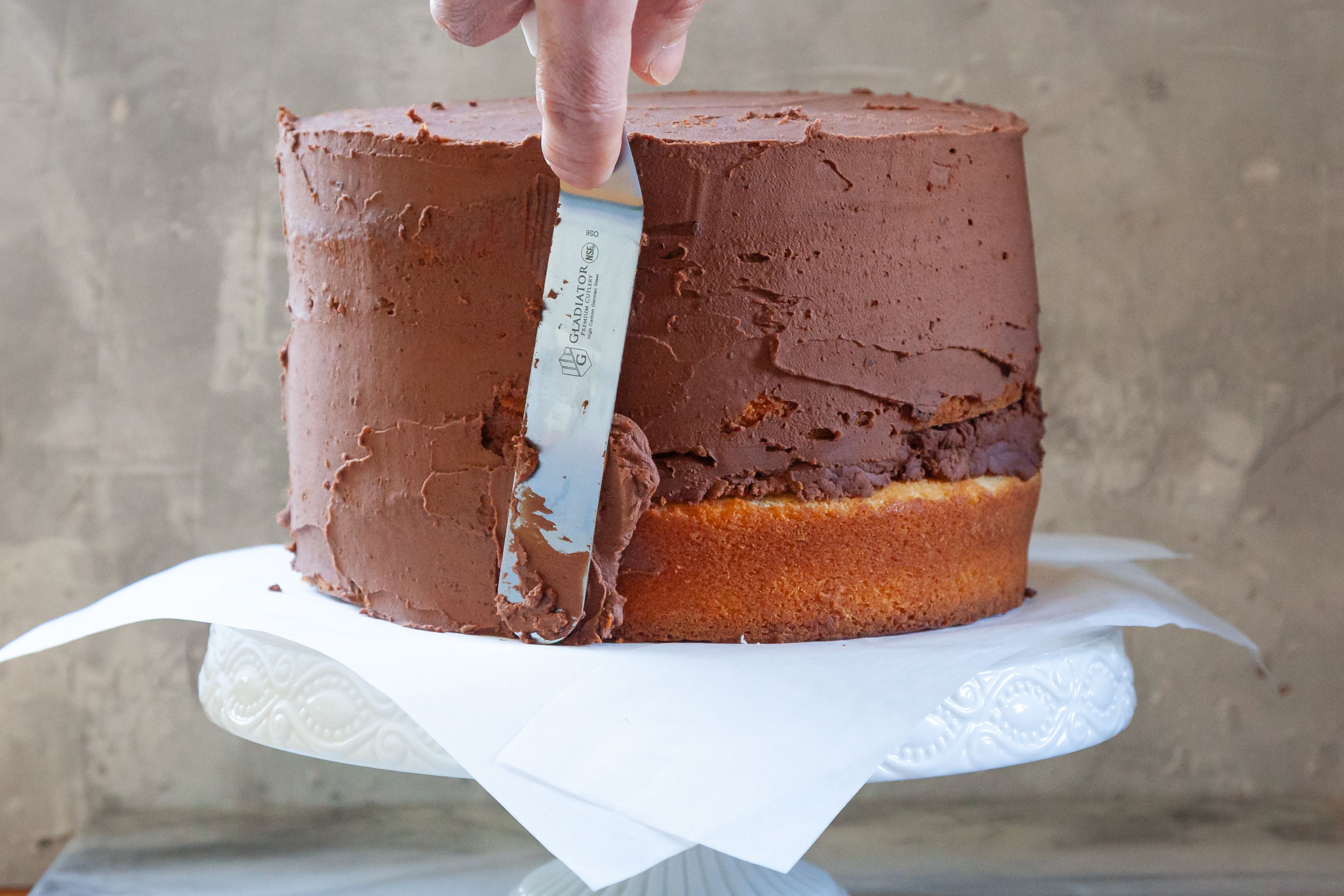 How to Frost a Layer Cake