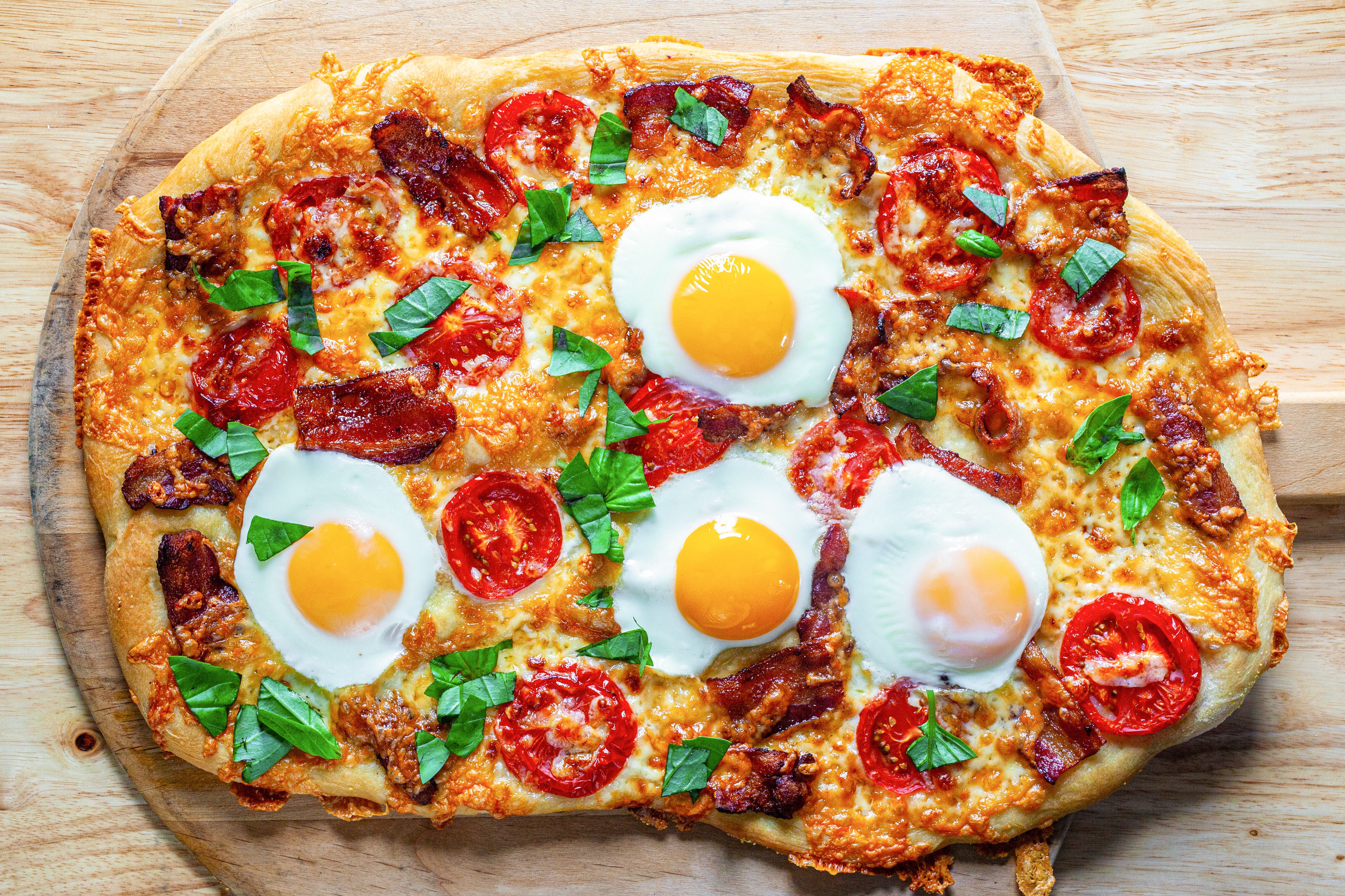 Breakfast Pizza with Cheddar