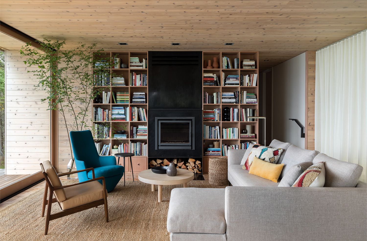 ​​14 Cozy Living Room Ideas You'll Want to Copy
