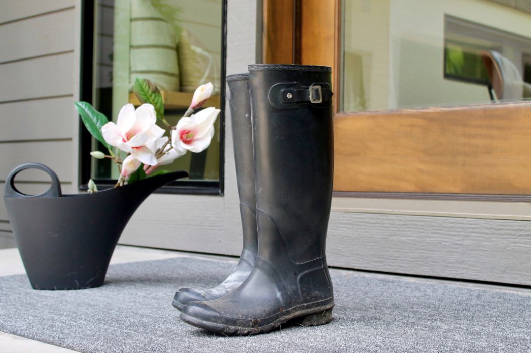 How to Clean Rubber Boots, Inside and Out