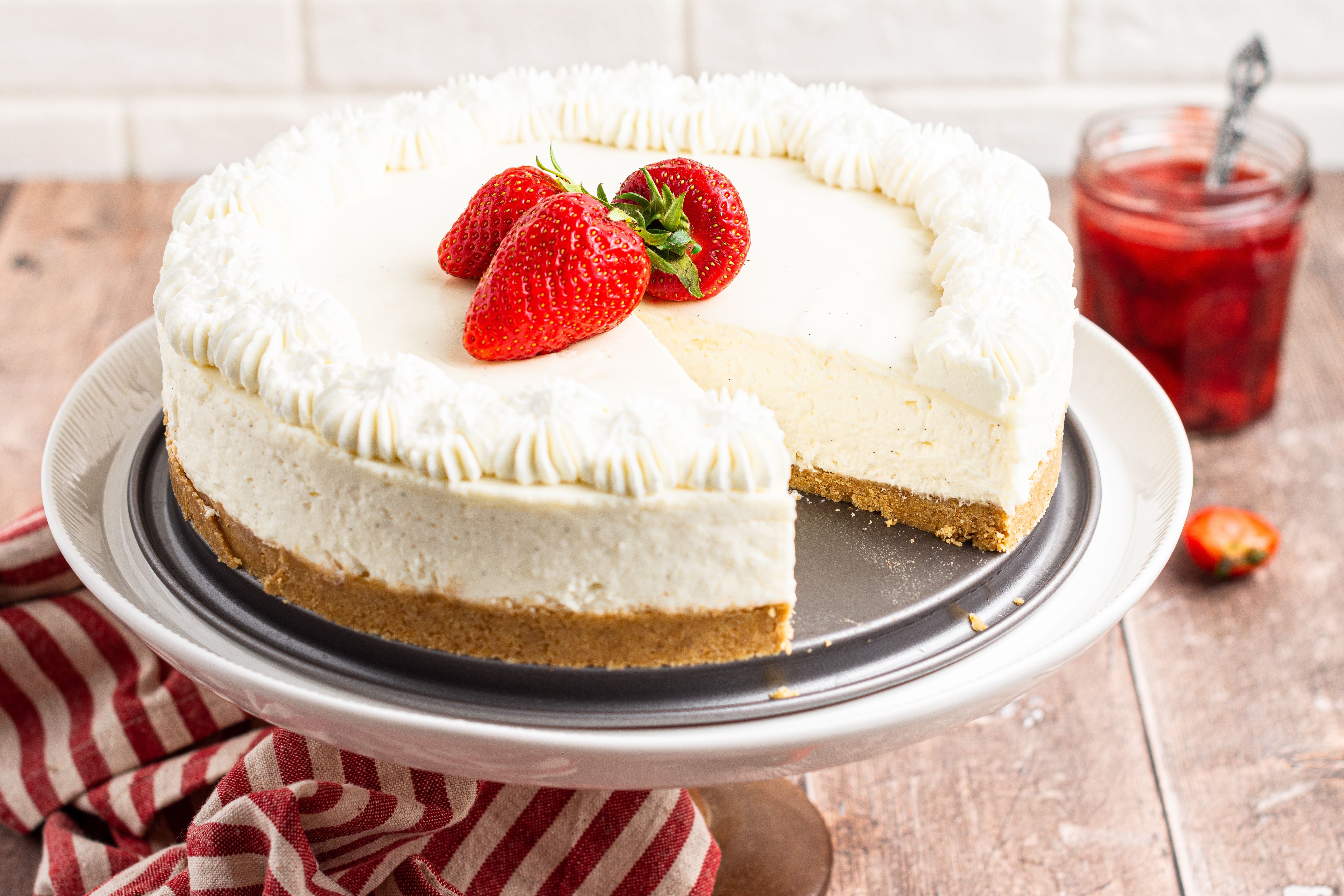 No-Bake Cheesecake for Hot Summer Days