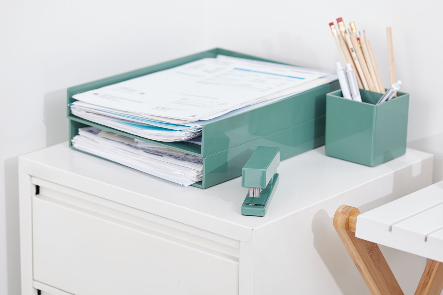 7 Tips for Getting Rid of Paper Clutter for Good