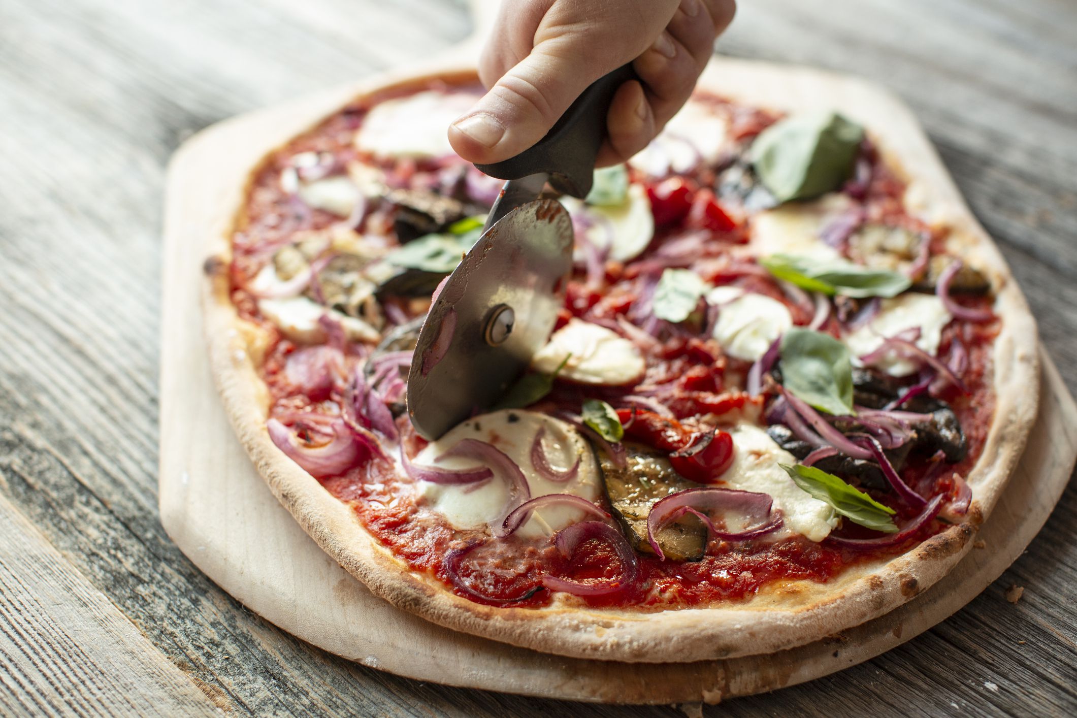 The Best Pizza Cutters for Your Next Pizza Night