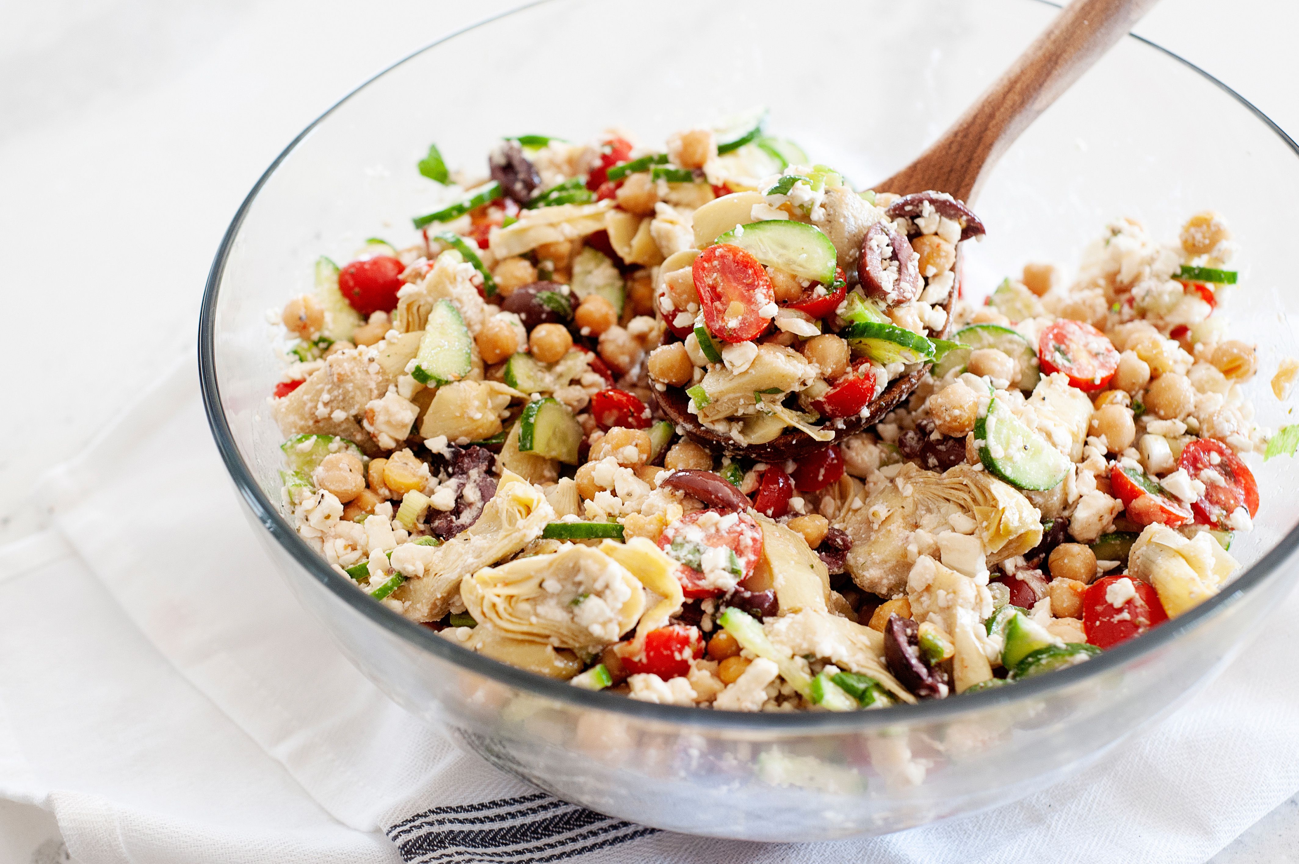 Mediterranean Chickpea Salad