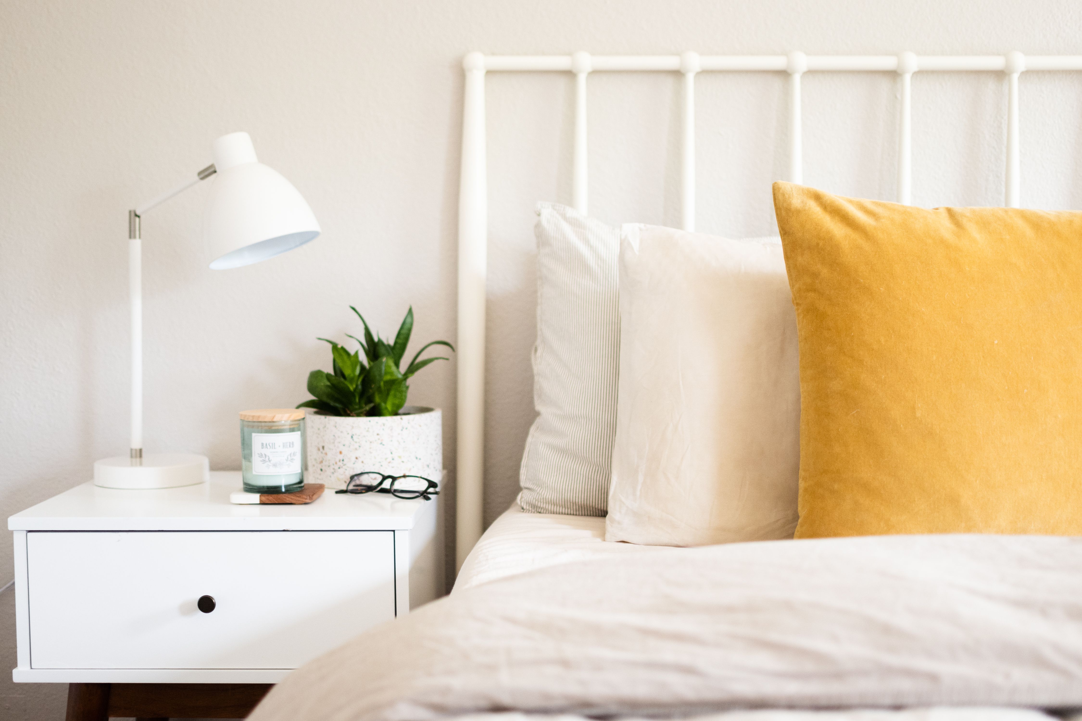 10 Things in Your Bedroom That Are Especially Dirty