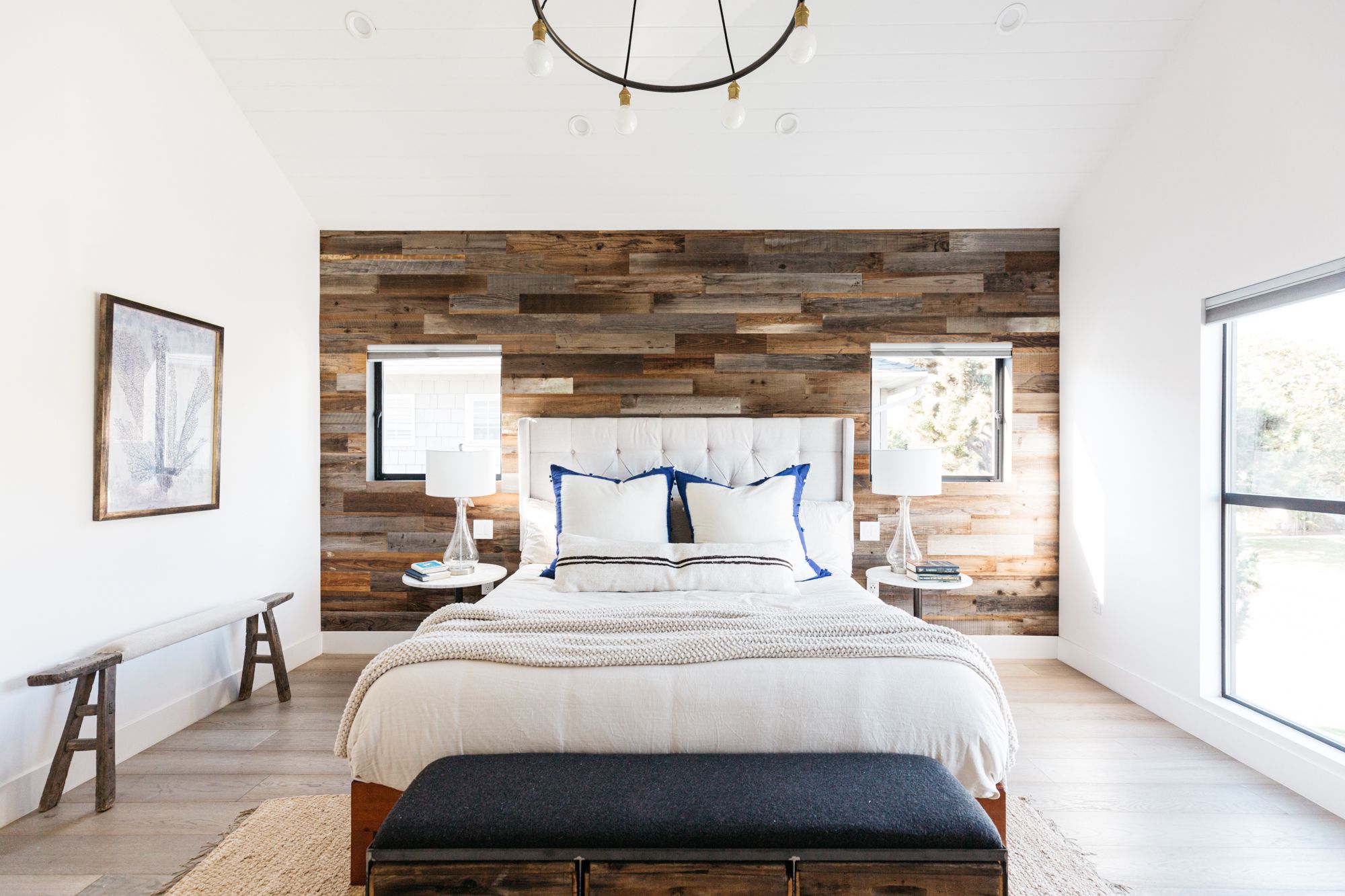 15 Ways to Mix Wood Shades in Your Decor