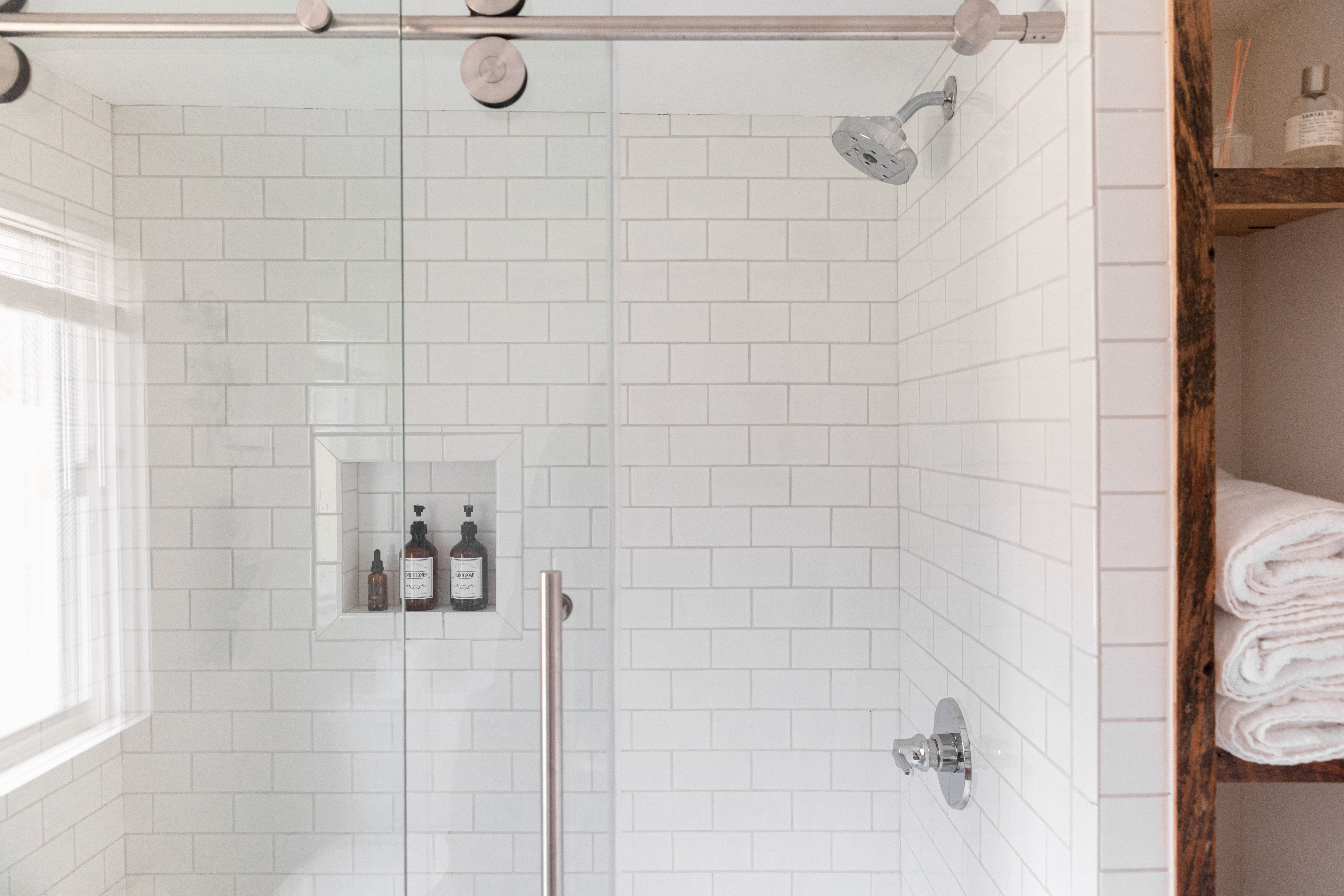 12 Beautiful Shower Ideas for Your Inspiration
