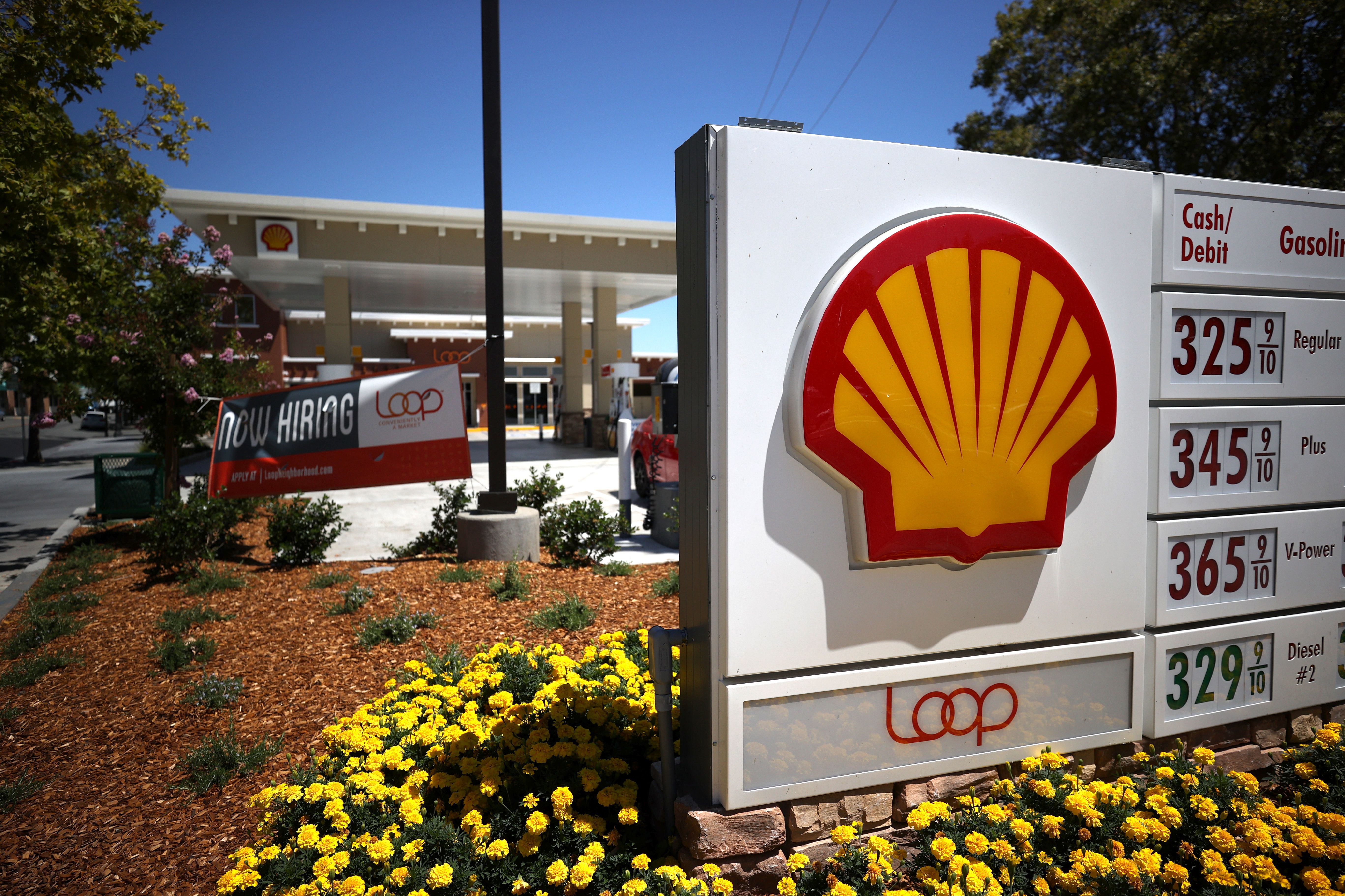 Shell Says its Oil Production Has Peaked