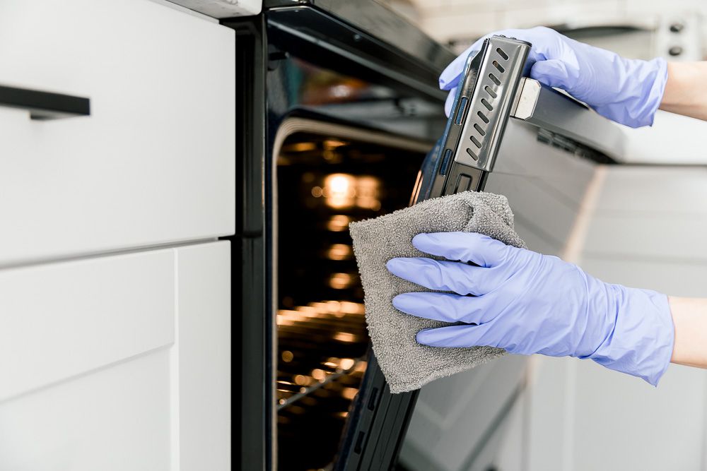 This One Ingredient Is the Key to a Cleaner Oven
