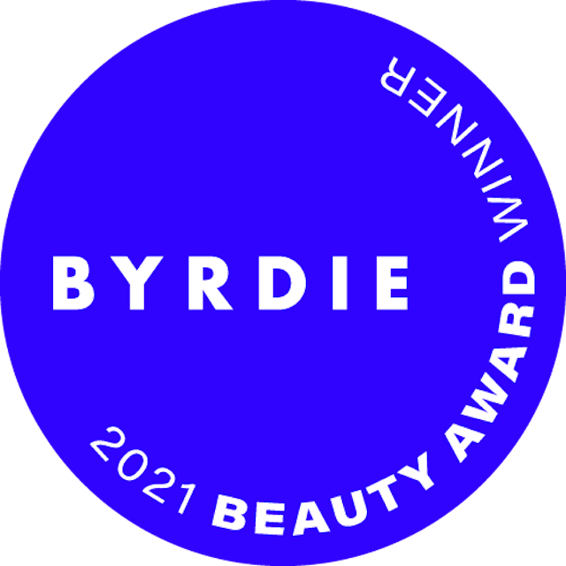 Insignia del Premio de Belleza Byrdie